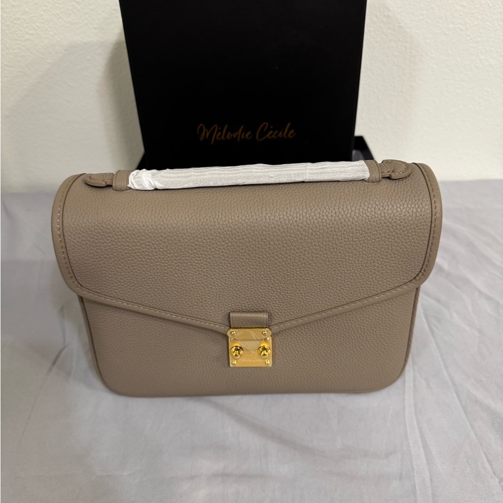 DUYP Paris 15 bag in Taupe